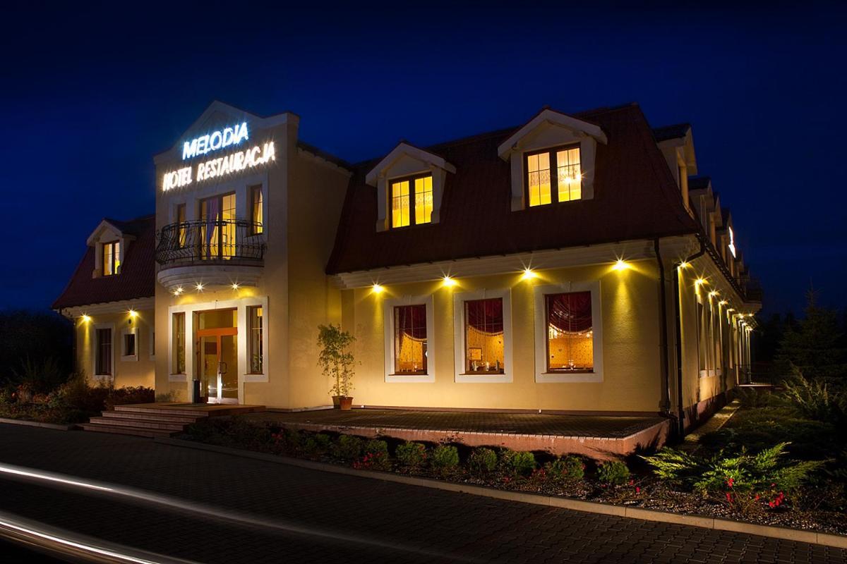 Hotel Melodia *** Бук Екстер'єр фото