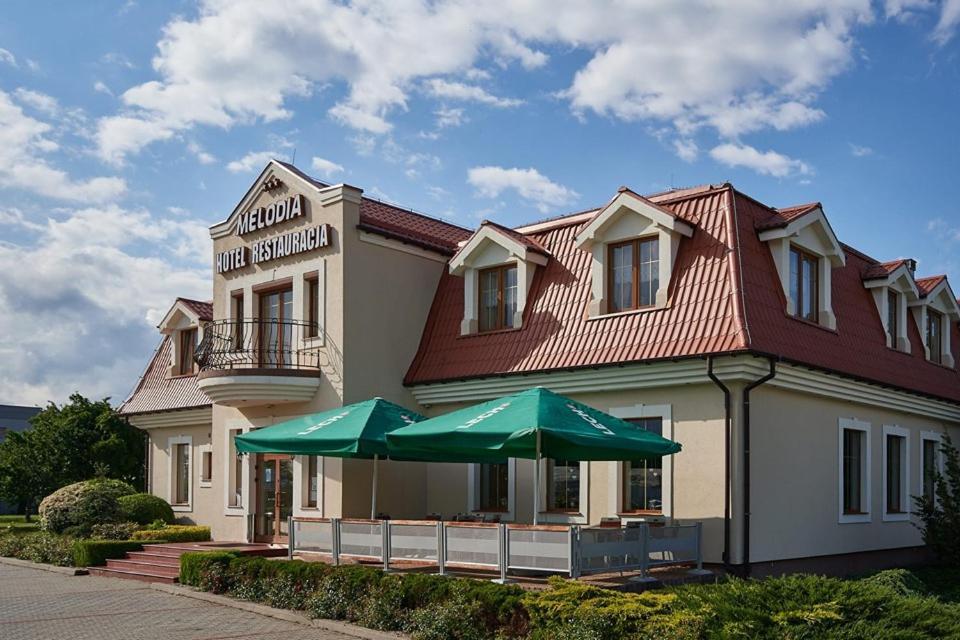 Hotel Melodia *** Бук Екстер'єр фото
